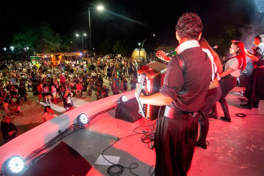 Festival Popular (archivo Municipalidad de Paran&aacute;)