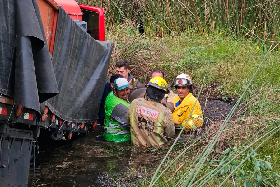 (foto Bomberos Voluntarios de Ceibas)