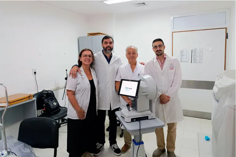 El Hospital Centenario incorporó un topógrafo RET-700 para estudios oftalmológicos avanzados