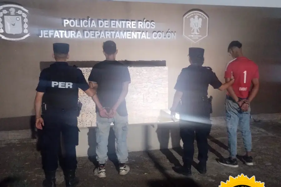 Detenidos en Col&oacute;n (foto Polic&iacute;a de Entre R&iacute;os)