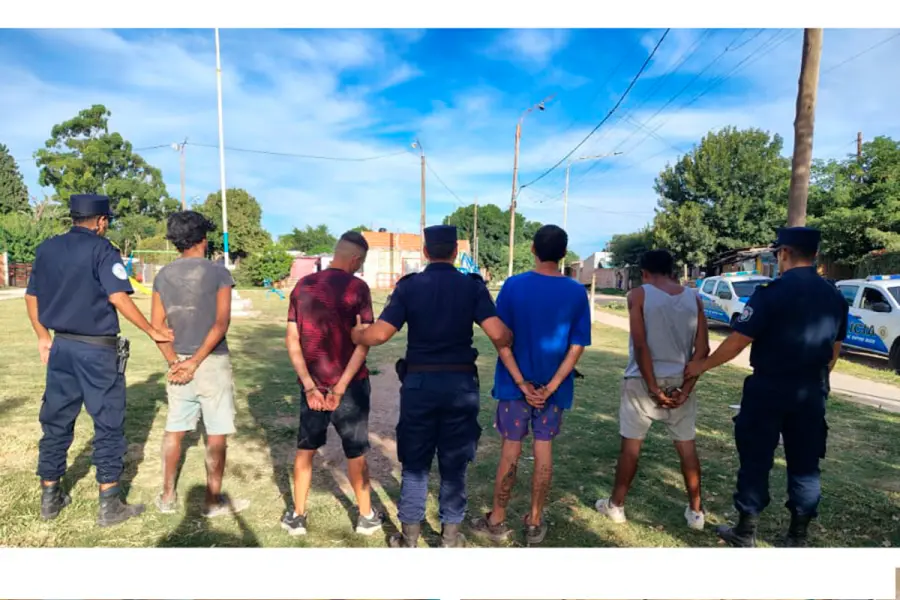 Operativo por narcomenudeo (foto Polic&iacute;a de Entre R&iacute;os)