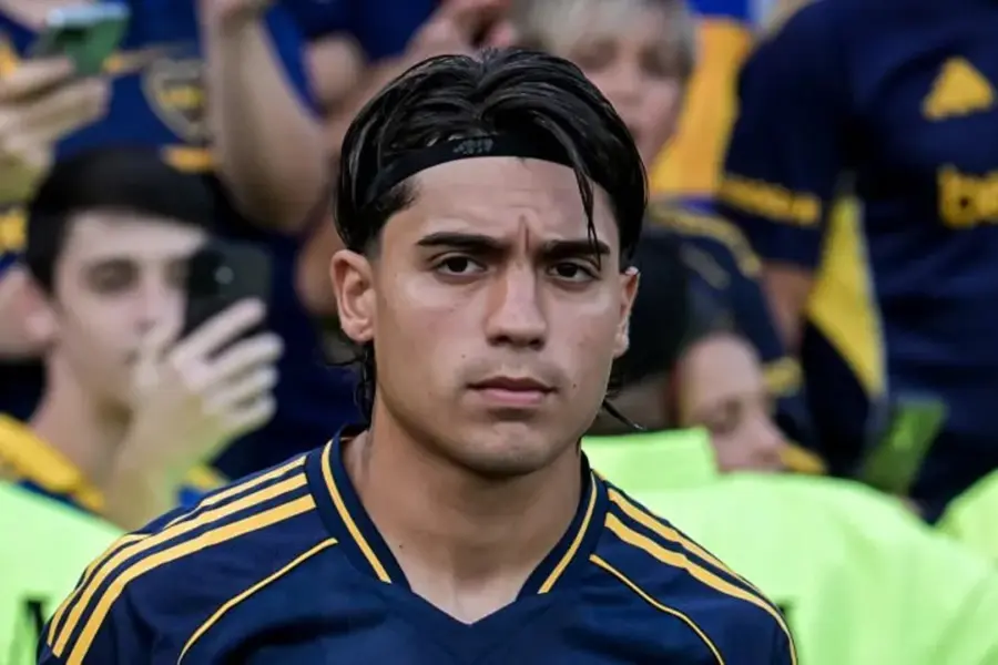 Zeballos viaja con el grupo.