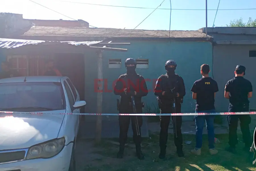 Allanamientos por balaceras en barrios de Paran&aacute; (foto Polic&iacute;a de Entre R&iacute;os)