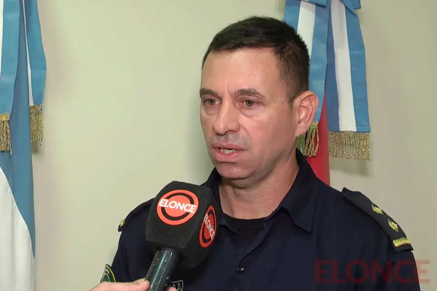 Comisario Diego Passarello, responsable de comunicaci&oacute;n de Direcci&oacute;n de Prevenci&oacute;n y Seguridad Vial de la Polic&iacute;a de Entre R&iacute;os. Foto: Elonce.