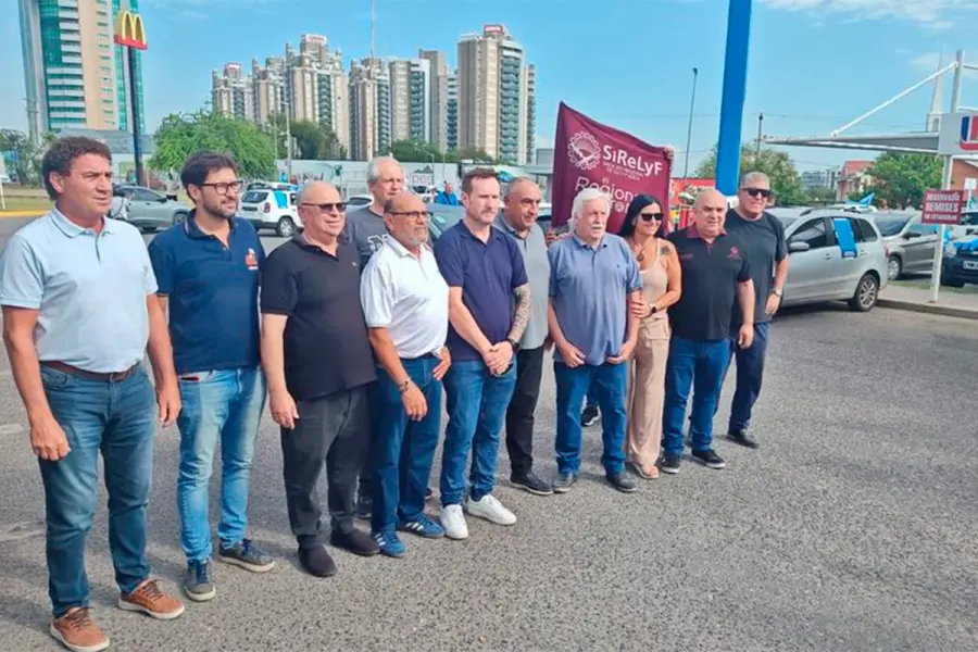 L&iacute;deres de los sindicatos estatales de C&oacute;rdoba (foto La voz)