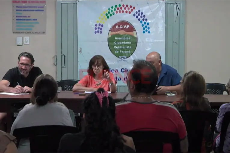 Reunión de la Asamblea Ciudadana Vecinalista abordó reclamos en transporte y agua en Paraná