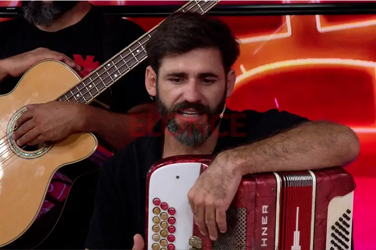 Juan Manuel Bilat se prepara para un esperado show en CUAC