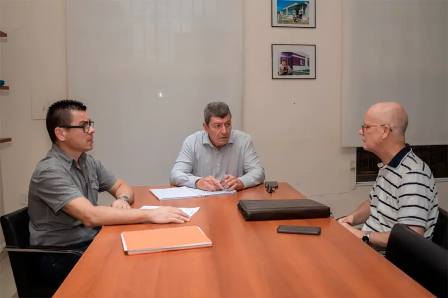 El IAPV fortalece el trabajo conjunto con Colonia Ayu&iacute; y Santa Ana