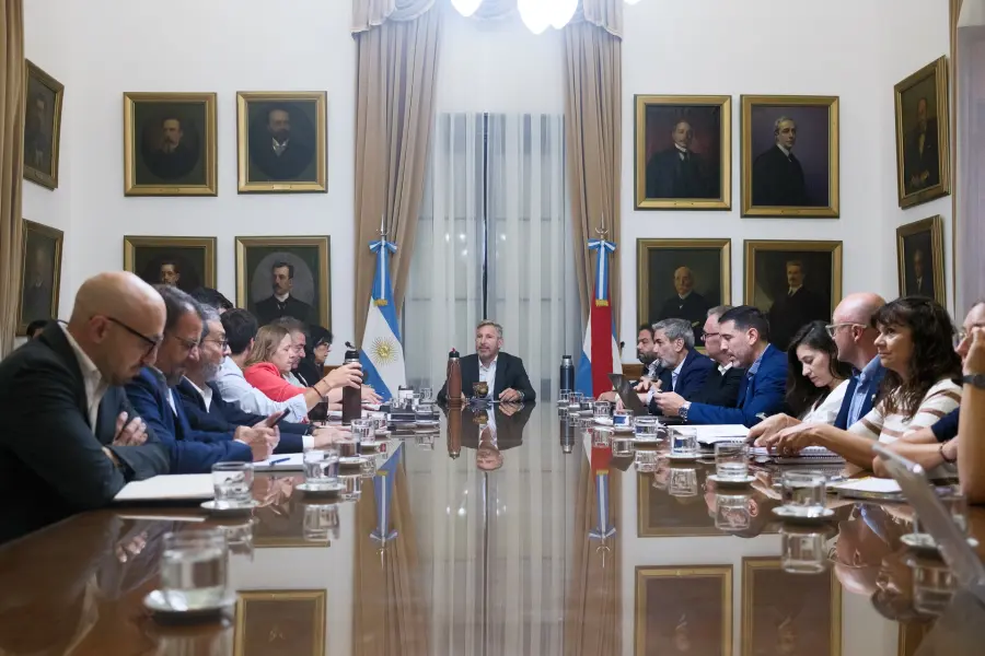 Rogelio Frigerio se reuni&oacute; con su gabinete.
