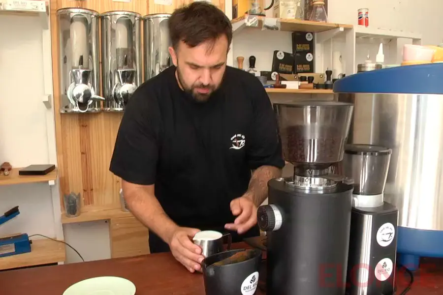 La cafeter&iacute;as se imponen en San Valent&iacute;n. Foto: Elonce.
