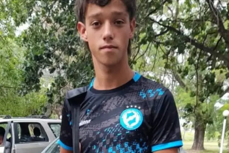 Tragedia en la Ruta 2: quién era el joven futbolista que murió en el choque frontal