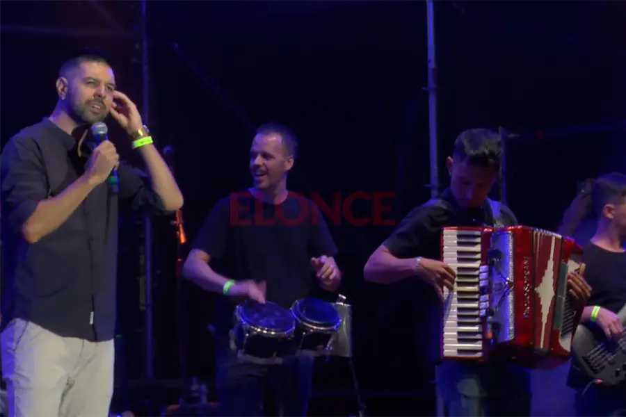 Nico Zabala en el escenario "Ram&oacute;n Cabrera"