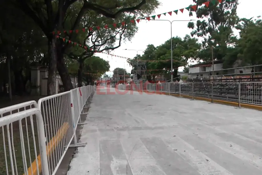El cors&oacute;dromo de Paran&aacute; esta listo para recibir la tercera noche. Foto: Elonce.