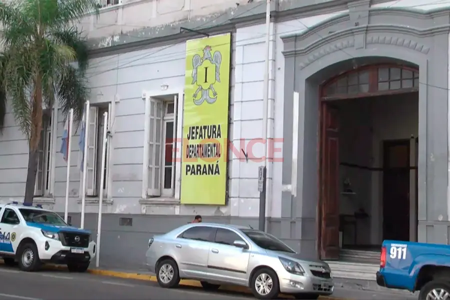 Jefatura Departamental Paran&aacute; (foto Elonce)