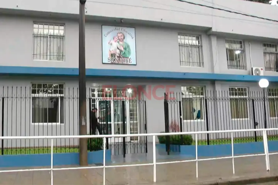 Inclusi&oacute;n sin barreras: padres y docentes lograron que el colegio de Crespo tenga ascensor - Elonce