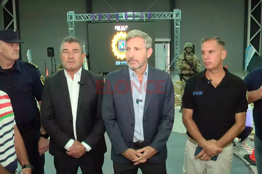 Roncaglia, Frigerio y Claudio Gonz&aacute;lez. Foto: Elonce.