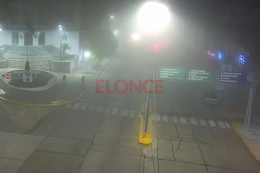Manto de neblina cubri&oacute; Paran&aacute;: las fotos