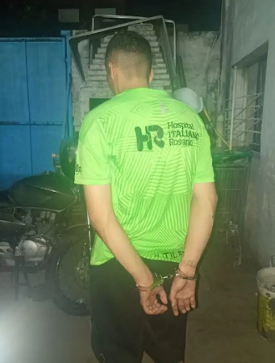 La imagen que circul&oacute; de uno de los detenidos por la muerte del beb&eacute;