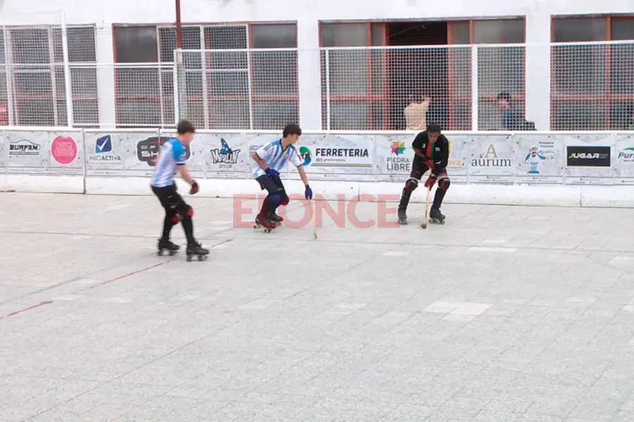 Torneo 3x3 de hockey en Talleres. Foto: Elonce.