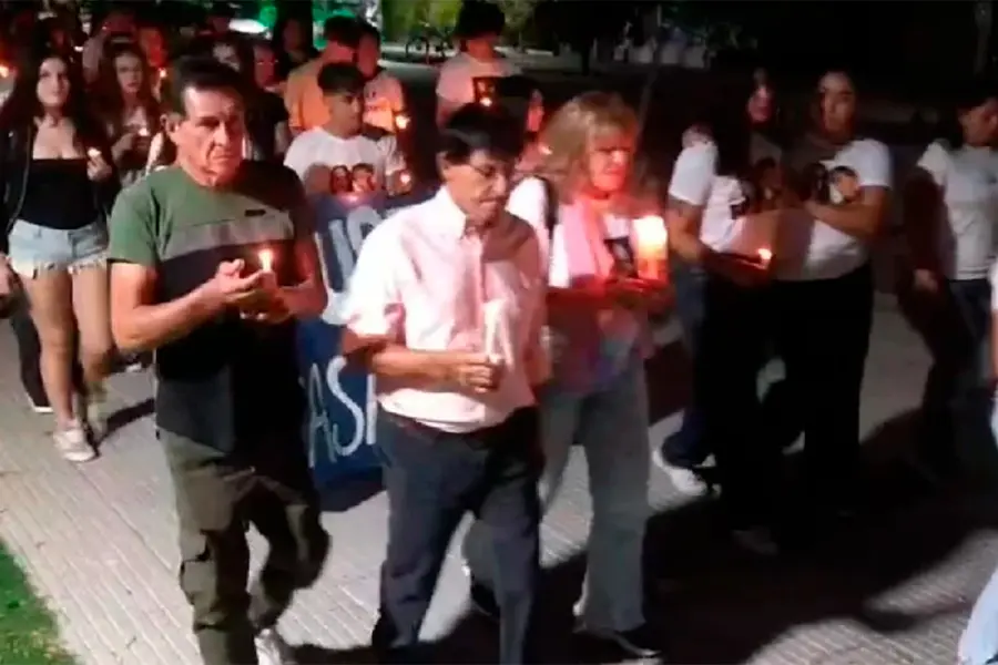 Movilizaci&oacute;n en Crespo (foto Estaci&oacute;n Plus Crespo)