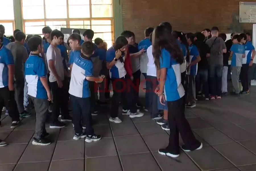 Escuela T&eacute;cnica tuvo una jornada de salud. Foto: Elonce.