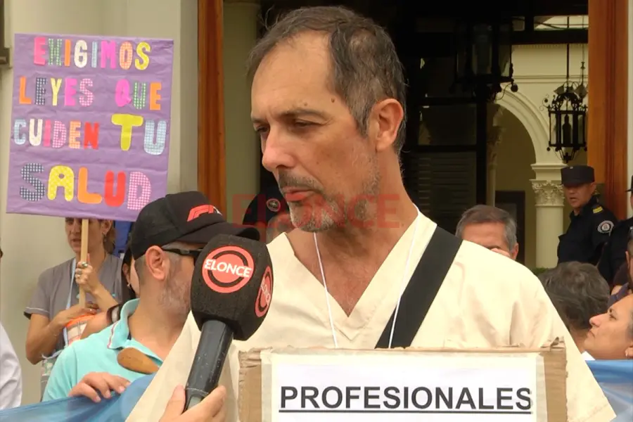 Juan Berduc, m&eacute;dico cardi&oacute;logo del Hospital San Mart&iacute;n