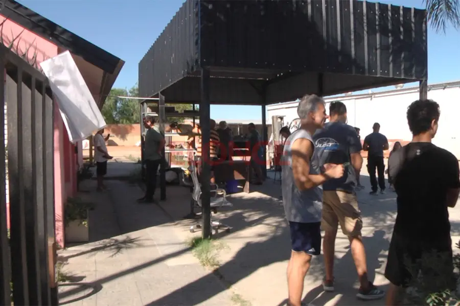 Clientes reclamaron materiales comprados en un corral&oacute;n de Oro Verde (foto Elonce)