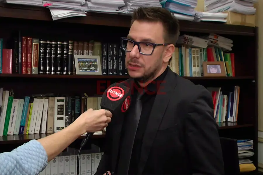 El fiscal federal dialog&oacute; sobre la causa. Foto: Elonce.