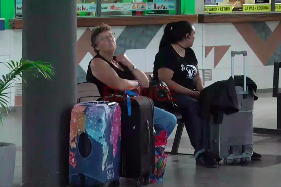 Terminal de &oacute;mnibus de Paran&aacute; (foto Elonce)