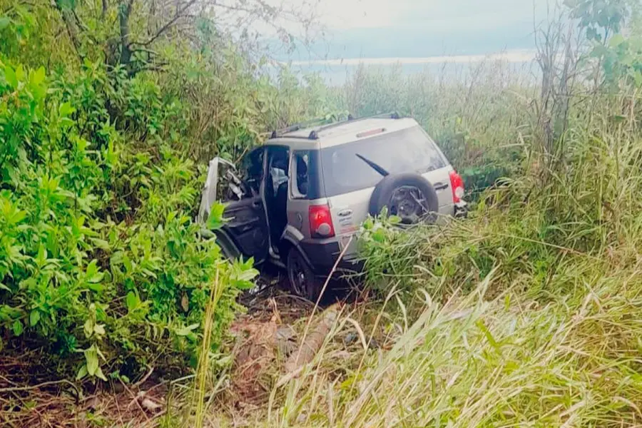 Camioneta accidentada en Ruta 26.
