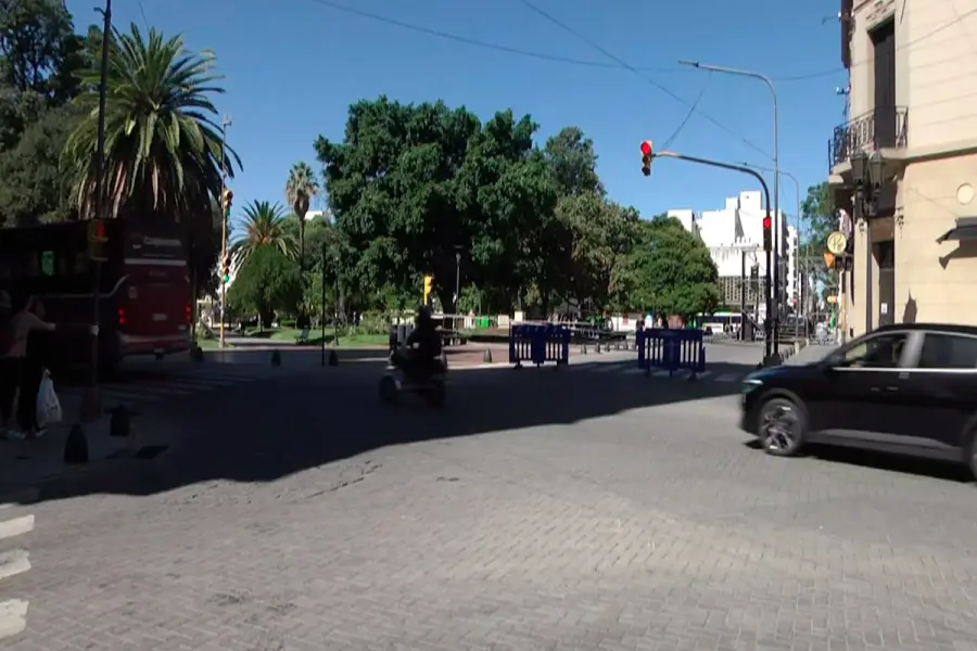 Calle cortada por la Marcha por la Memoria.