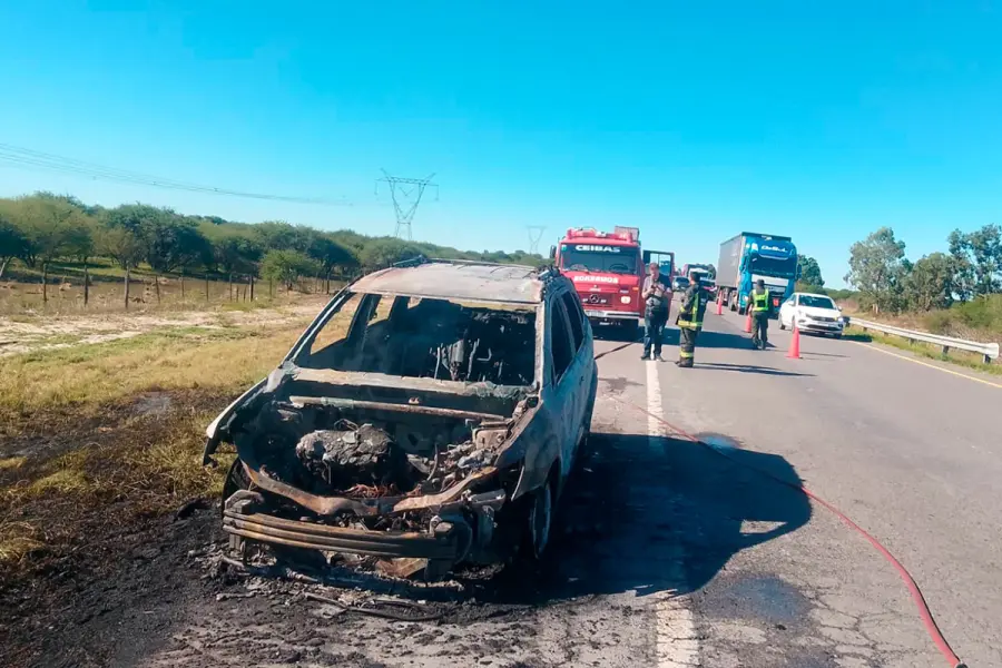 (foto Bomberos Voluntarios de Ceibas)