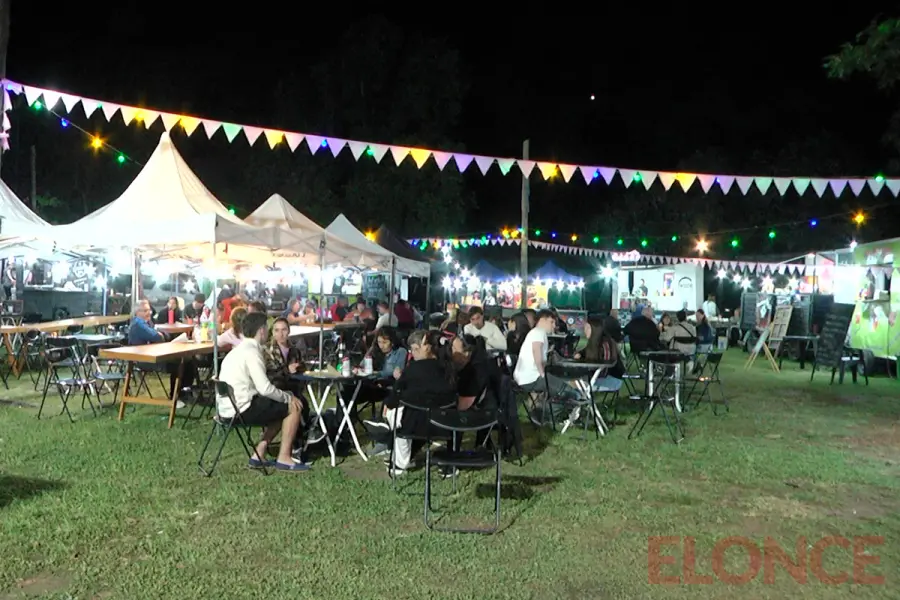 Feria Oto&ntilde;al en Paran&aacute; (foto Elonce)