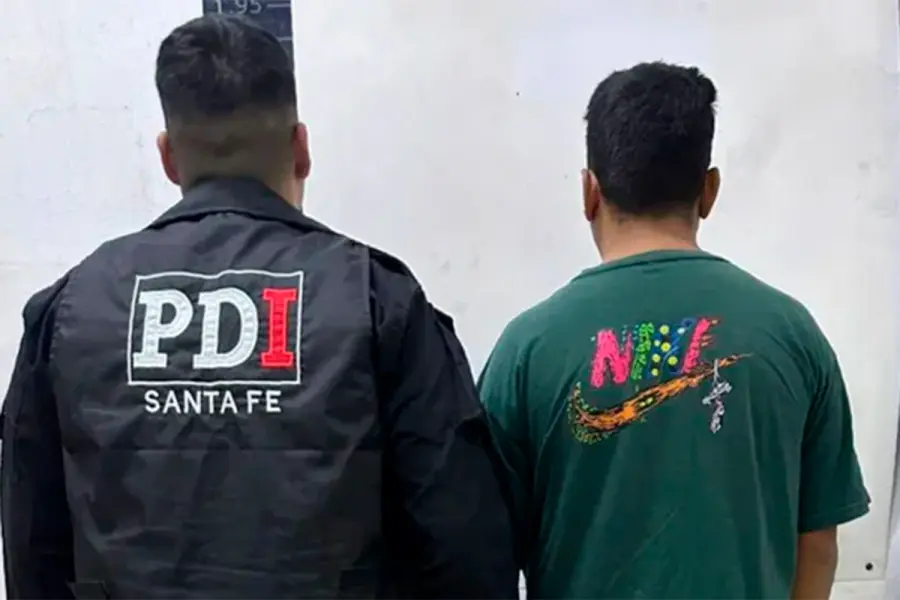 El sindicado como l&iacute;der de la barra de Coronel Aguirre enfrenta una acusaci&oacute;n por extorsi&oacute;n al hermano de Pocho Lavezzi