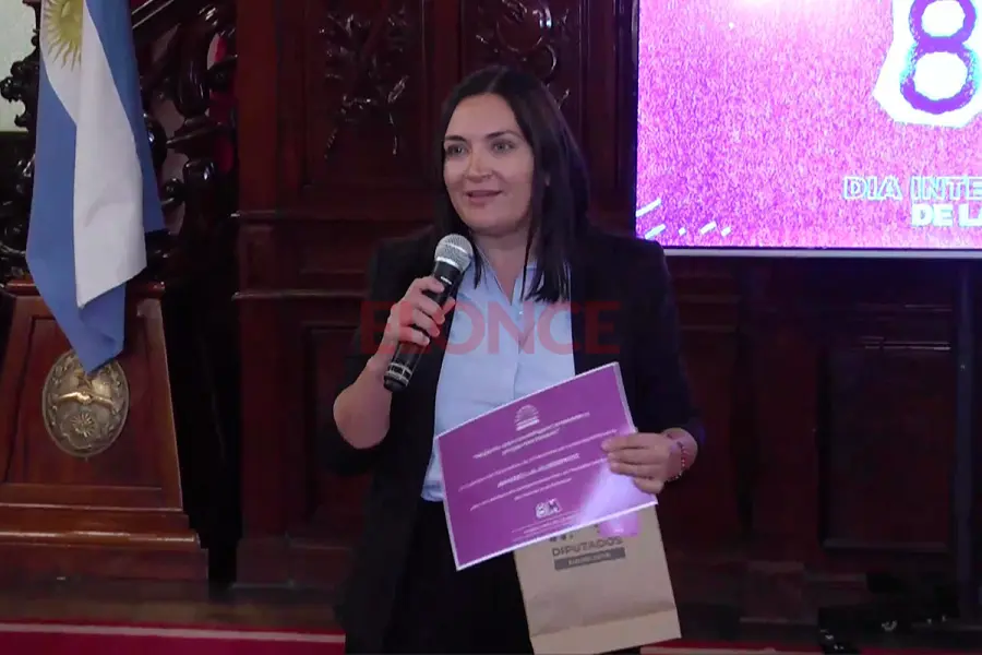 Homenaje en la C&aacute;mara de Diputados (foto Elonce)