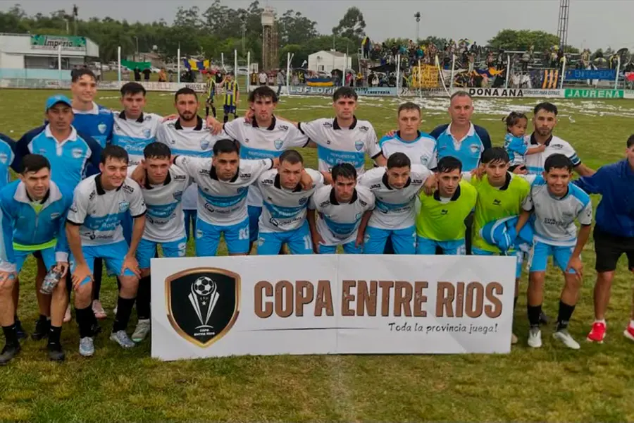 La Florida no se da por vencido. Foto: Federaci&oacute;n Entrerriana de F&uacute;tbol.
