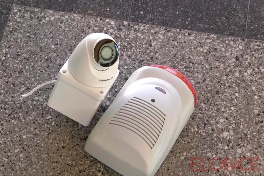 Robo en concesionaria de motos: rompieron los sistemas de alarmas para ingresar (foto Elonce)