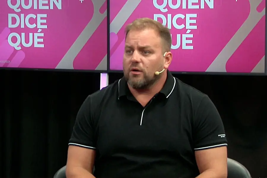 Juli&aacute;n Hirschfeld. Foto: Elonce.