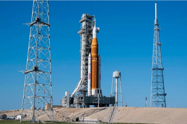 La NASA eligió a los cuatro astronautas que prepararán el próximo alunizaje