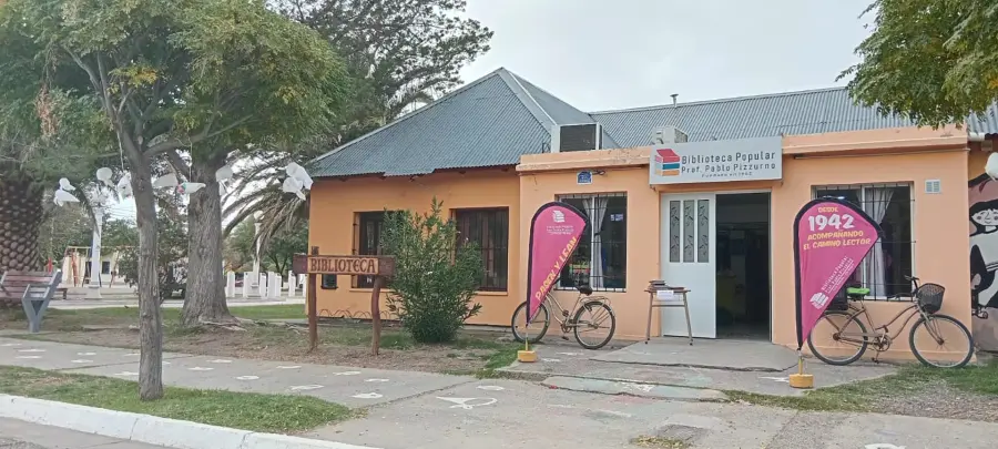 La biblioteca de Luis Beltr&aacute;n