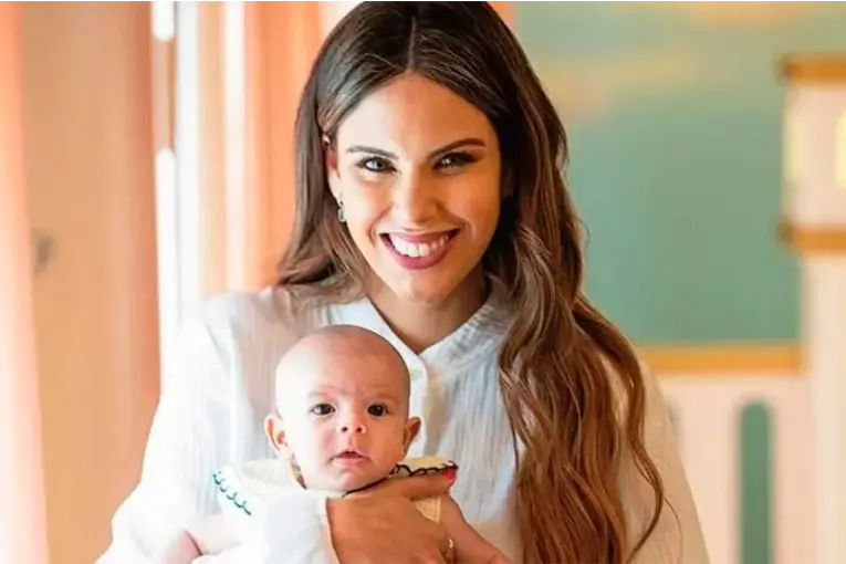 Barby Franco sufrió un accidente en su Tesla con su beba y otra acompañante