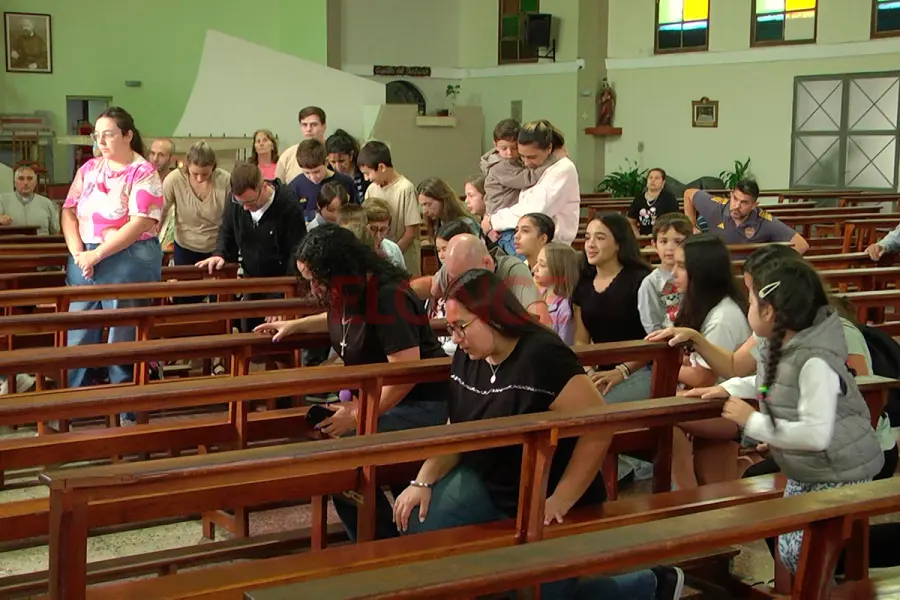 V&iacute;a Crucis de Ni&ntilde;os (foto Elonce)