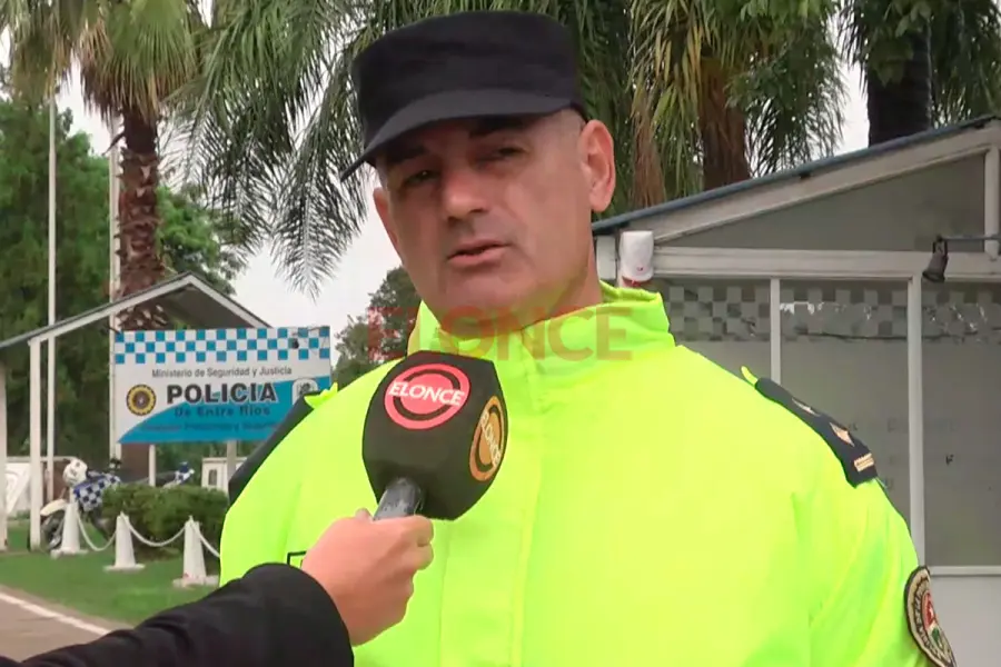 Fabricio Erbetta, jefe del puesto caminero de la Polic&iacute;a de Entre R&iacute;os. Foto: Elonce.