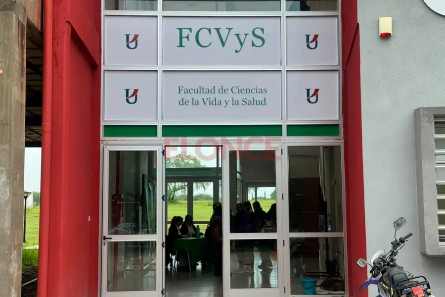 Facultad de Ciencias de la Vida y la Salud (foto Elonce)
