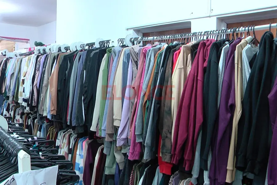 Mayorista de venta de indumentaria en Paran&aacute; (foto Elonce)