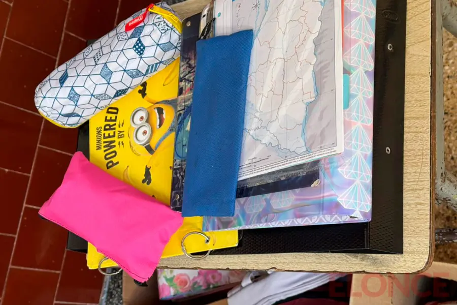 &Uacute;tiles escolares colectados a trav&eacute;s de "Ayudar Hace Bien" (foto Elonce)