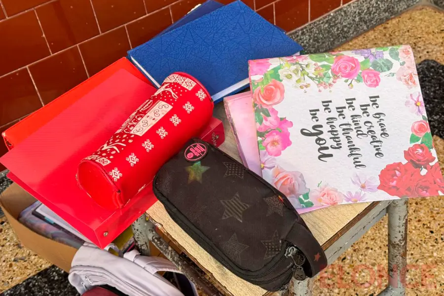 &Uacute;tiles escolares colectados a trav&eacute;s de "Ayudar Hace Bien" (foto Elonce)