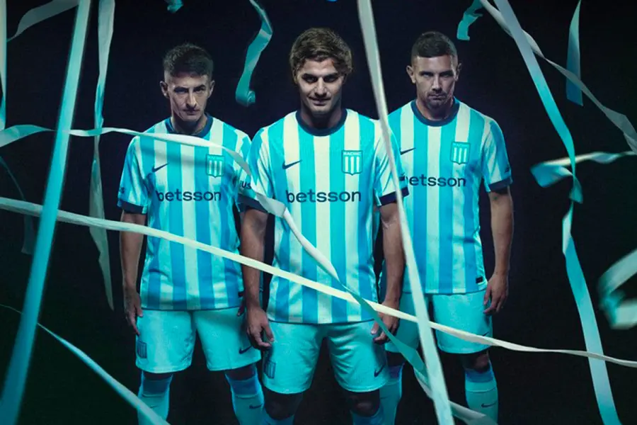 Nueva camiseta de Racing.