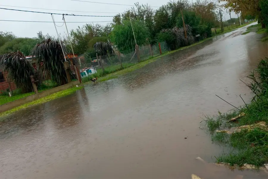 Anegamientos en El Pingo (foto Facebook San Juli&aacute;n)