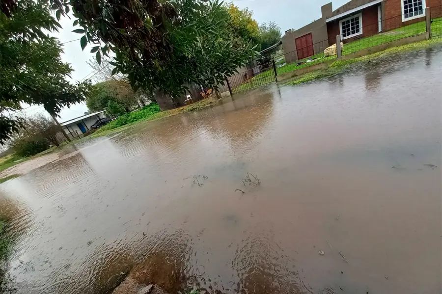 Anegamientos en El Pingo (foto Facebook San Juli&aacute;n)